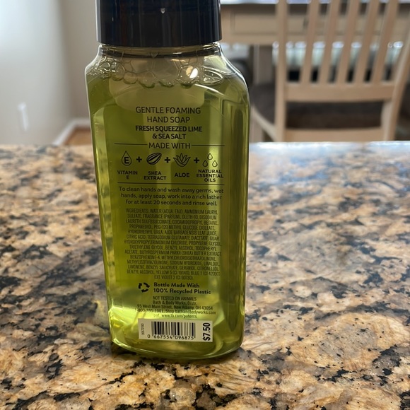 Hand soap - Picture 2 of 2